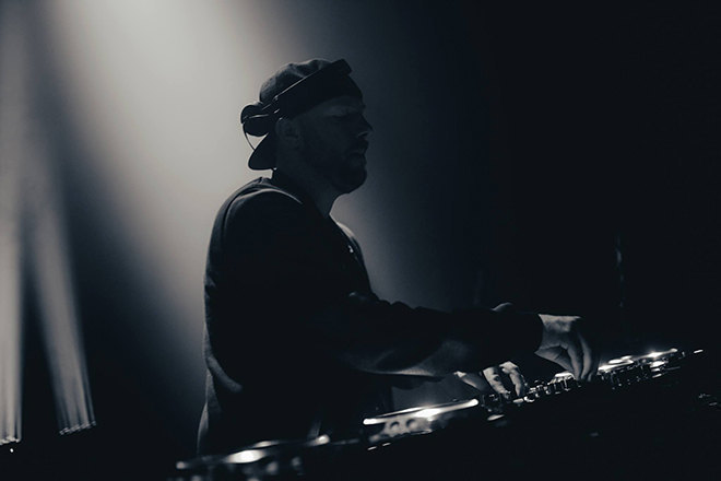 Eric Prydz's new 'Pryda 037' EP has arrived