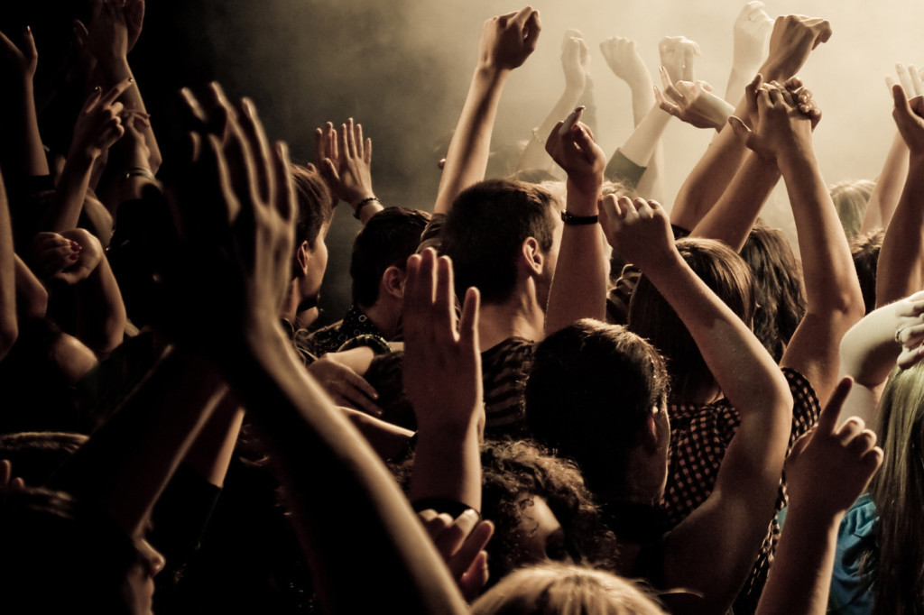 Police allowed an illegal rave at an abandoned mushroom farm to go ...