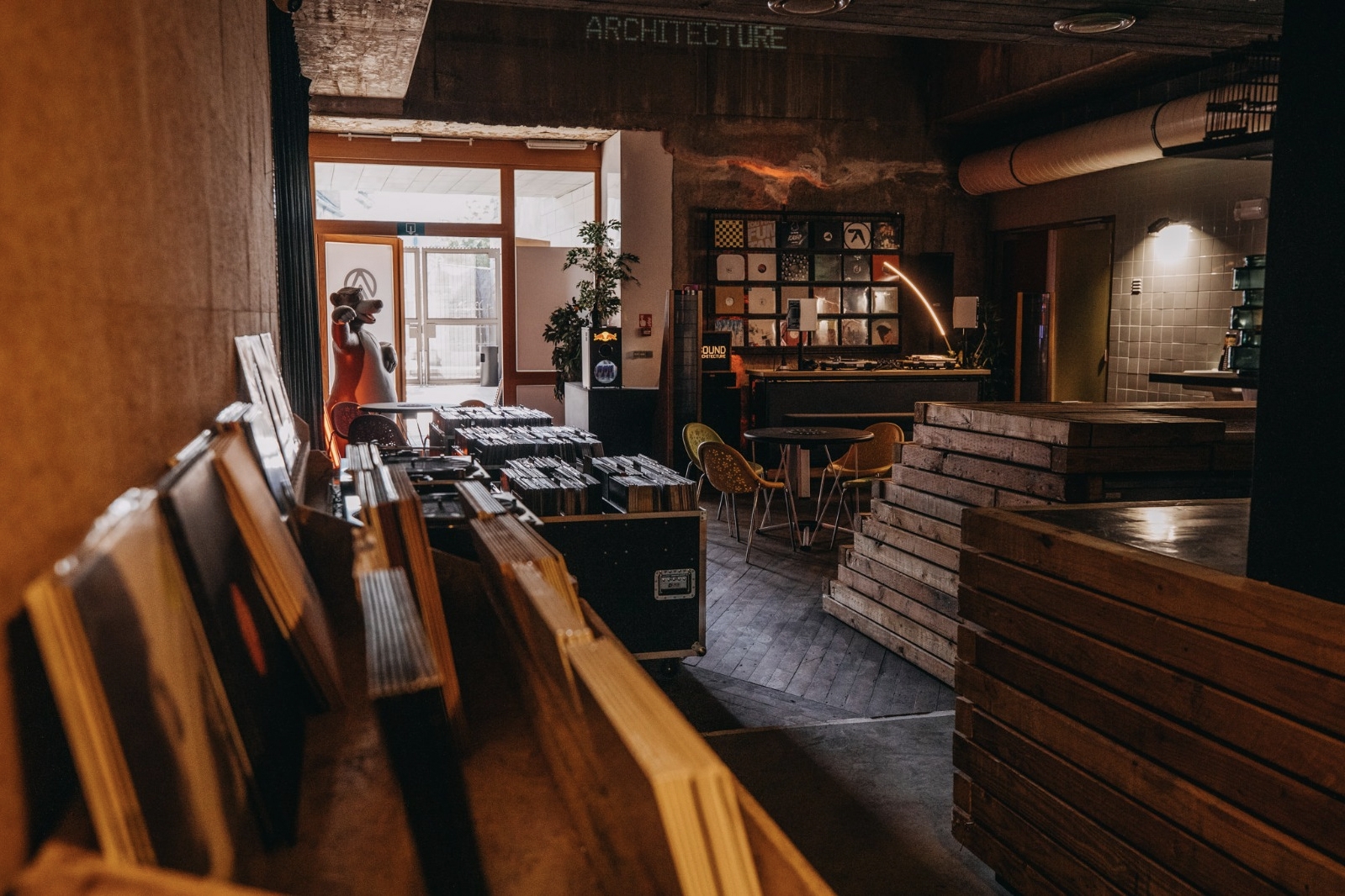 ​Discogs introduces new annual Independent Record Store Month
