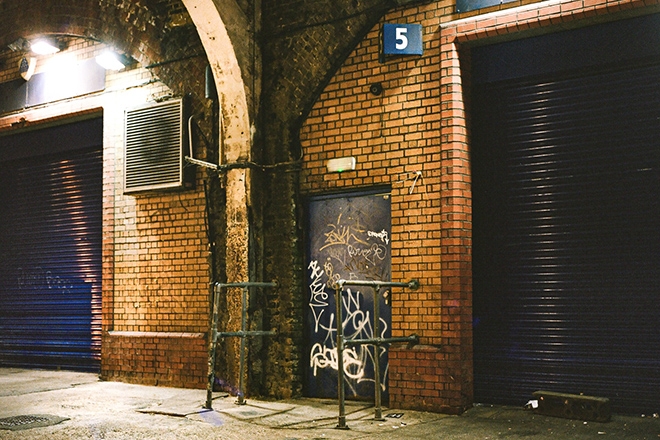 England expected to introduce vaccine passports for nightclubs