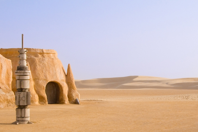 Les Dunes Electroniques is a 30-hour rave in the Star Wars desert location