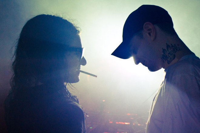 Skrillex calls Deadmau5 "washed up asshole" on Twitter