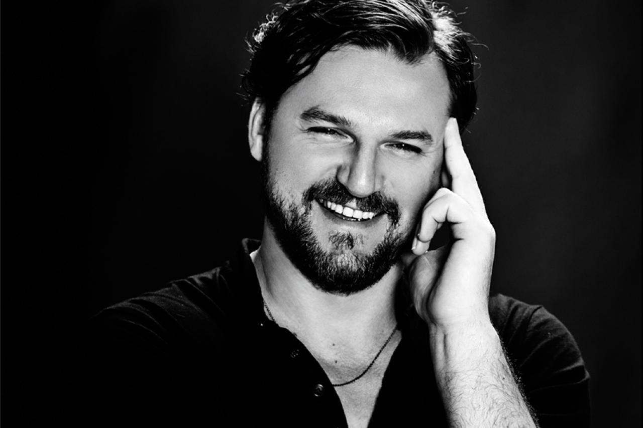 Solomun will head to Amnesia for PYRAMID X DIYNAMIC event