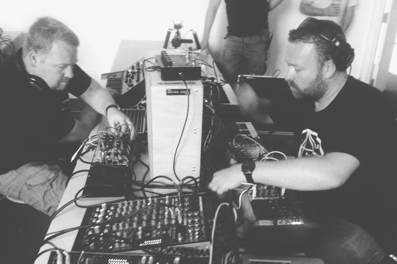 Premiere: Somatic Responses shift gears with ‘Quktch’