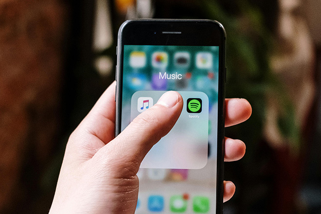 Controversial ICE recruitment ads no longer running on Spotify
