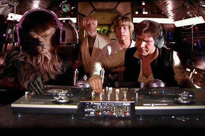 Unique Star Wars vinyl up for auction