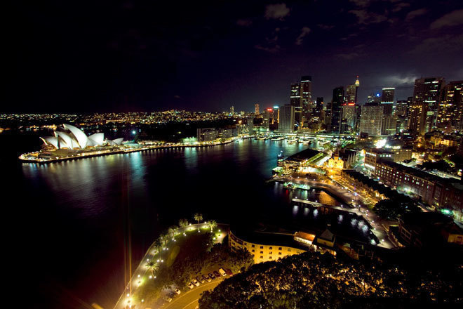 Premier says people concerned about Sydney's nightlife are 'hysterical'