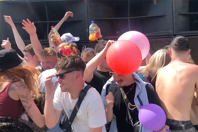 1,500 people attend free party, Teknival in Dorset