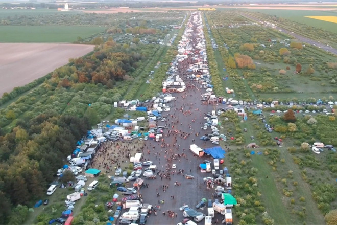 60,000 people are expected to attend an illegal rave in France