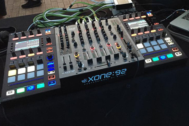 See the Native Instruments Traktor Kontrol D2 in action