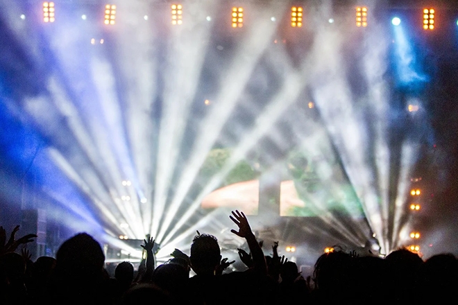 Undercover police set to patrol nightclubs and bars to protect women