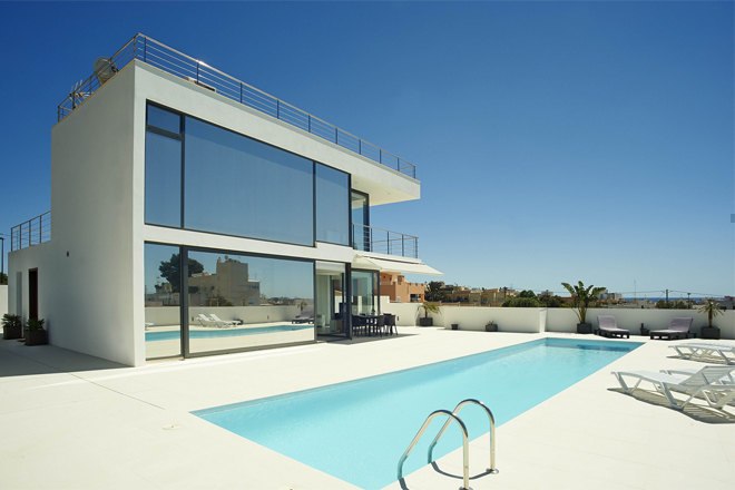 Get DJ lessons from your Ibiza villa