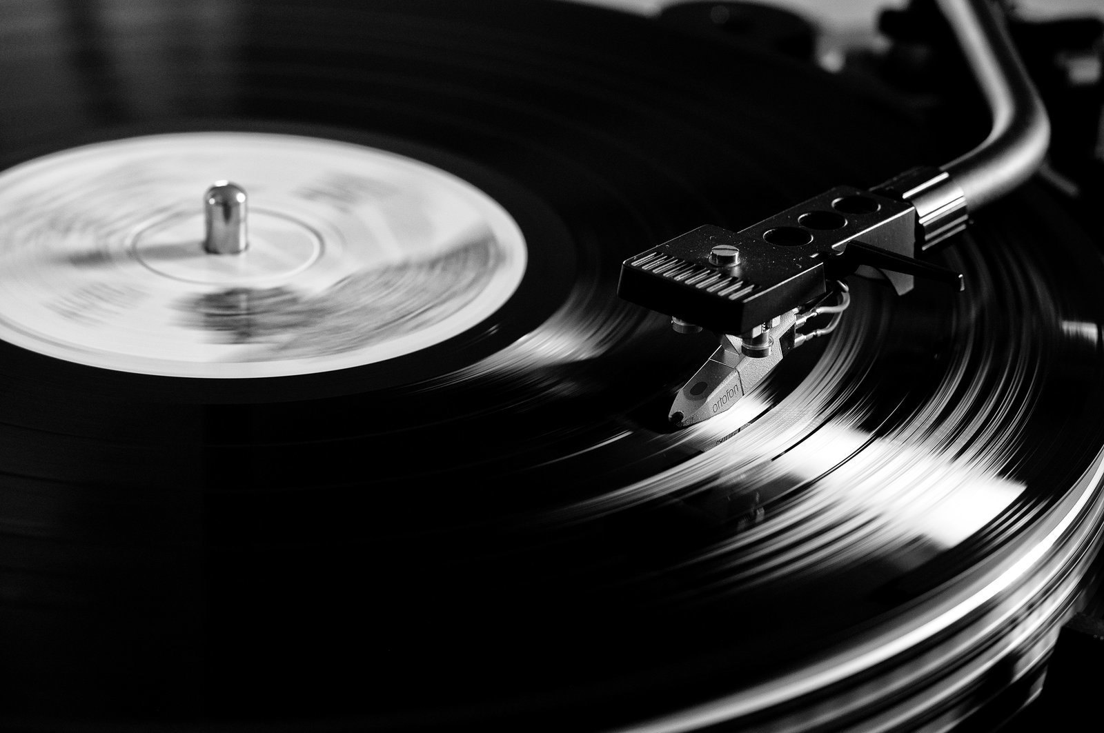 Music streaming services are raising vinyl sales