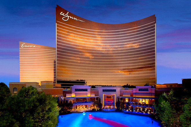 Steve Wynn to open a $1.6 billion Las Vegas lake resort