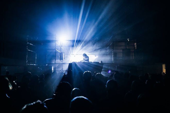 Ziúr has released a recording of her live show
