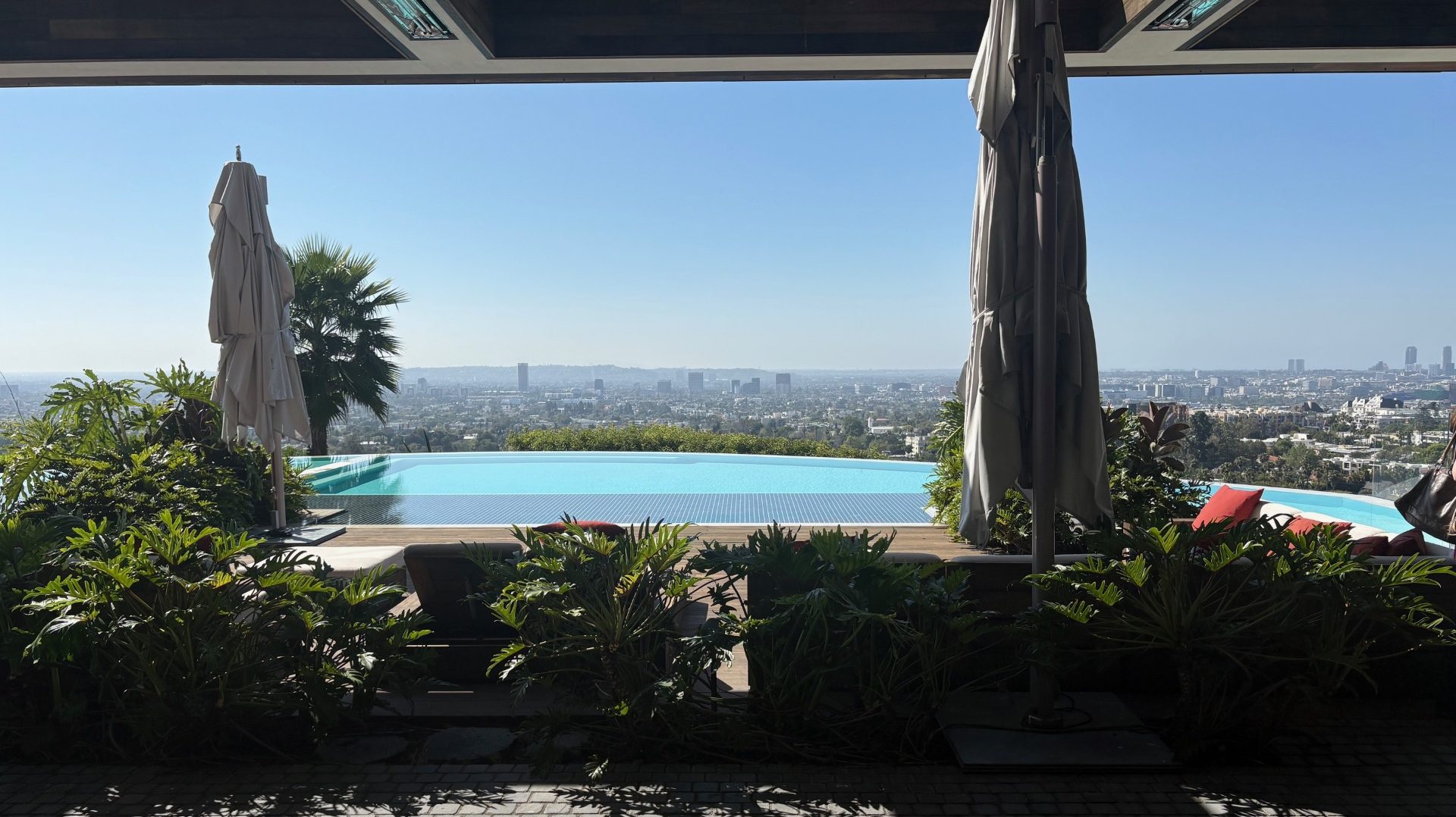 foto. terrasse med utsikt over Los Angeles