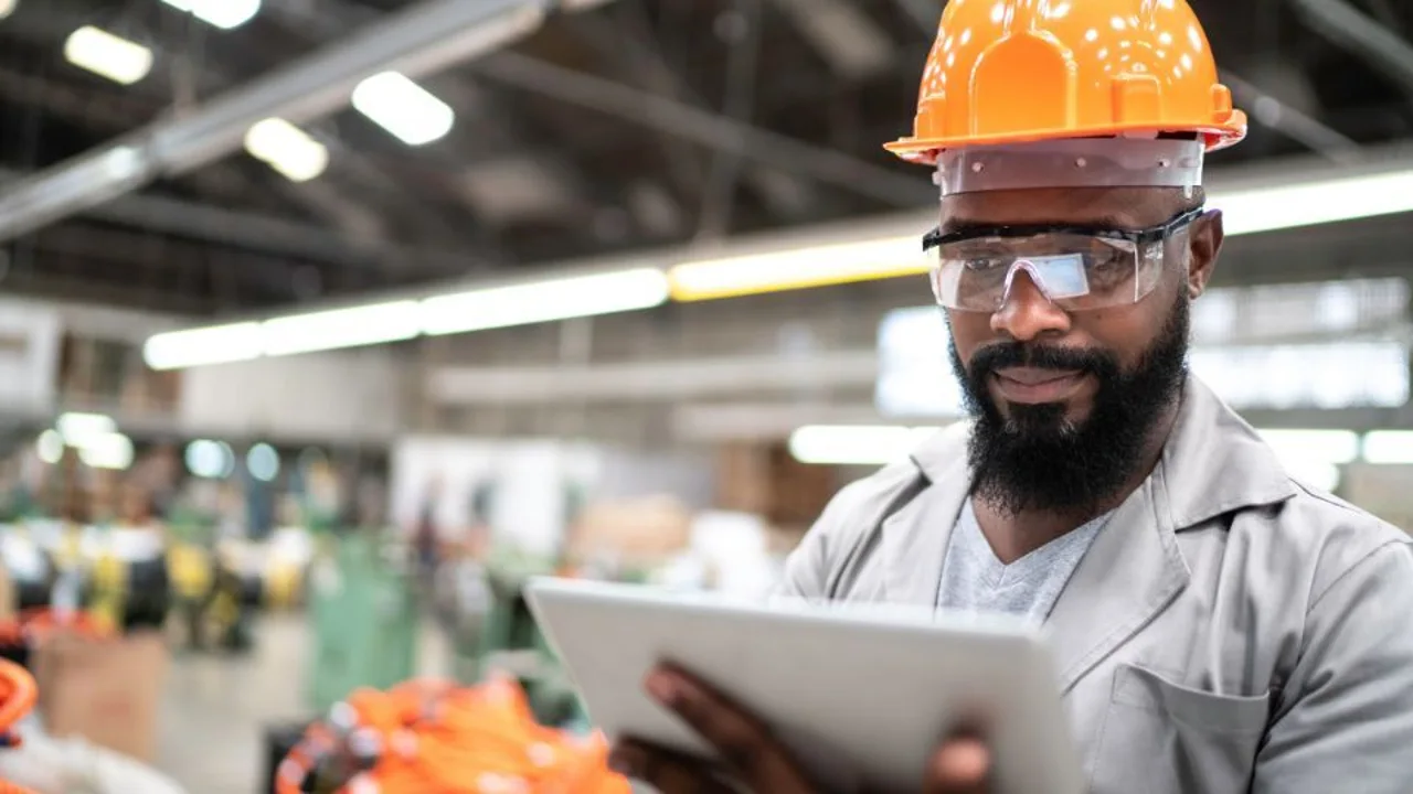 Shift planner with tablet Shift planner with tablet