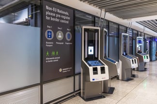 Hourslong EES Airport Waits for 2 More Years?! EU Official's Outlook Not Very Reassuring