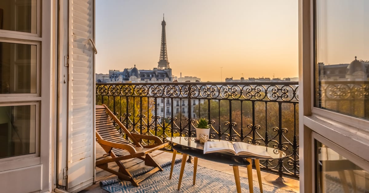 The Best Eiffel Tower Views: Hotels, Bars, Parks, and… The Best Eiffel Tower Views: Hotels, Bars, Parks, and…