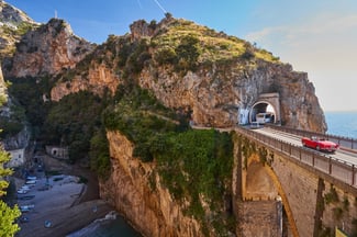 Which of the World's Great Road Trips Has the Best Weather Conditions for Driving?