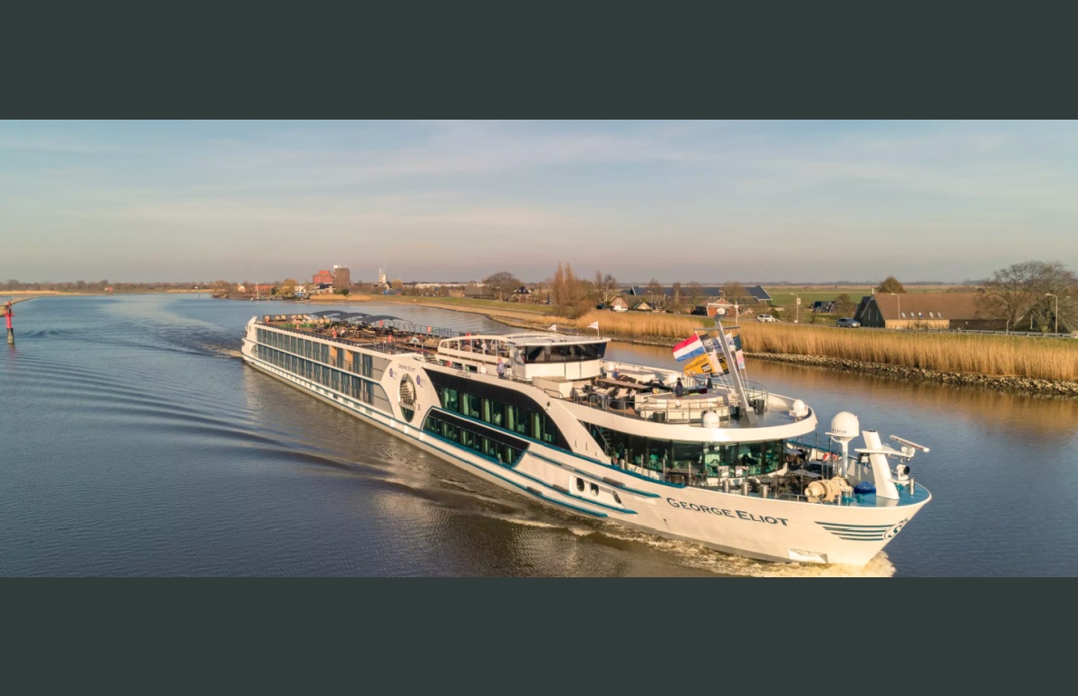 George Eliot river cruise ship
