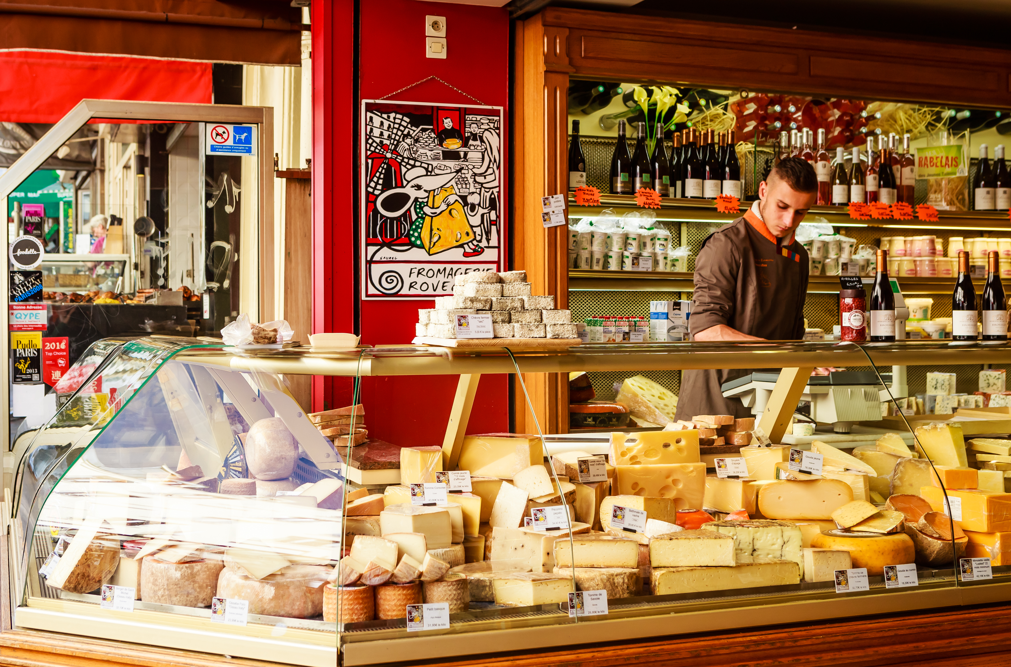 Cheese market in Paris