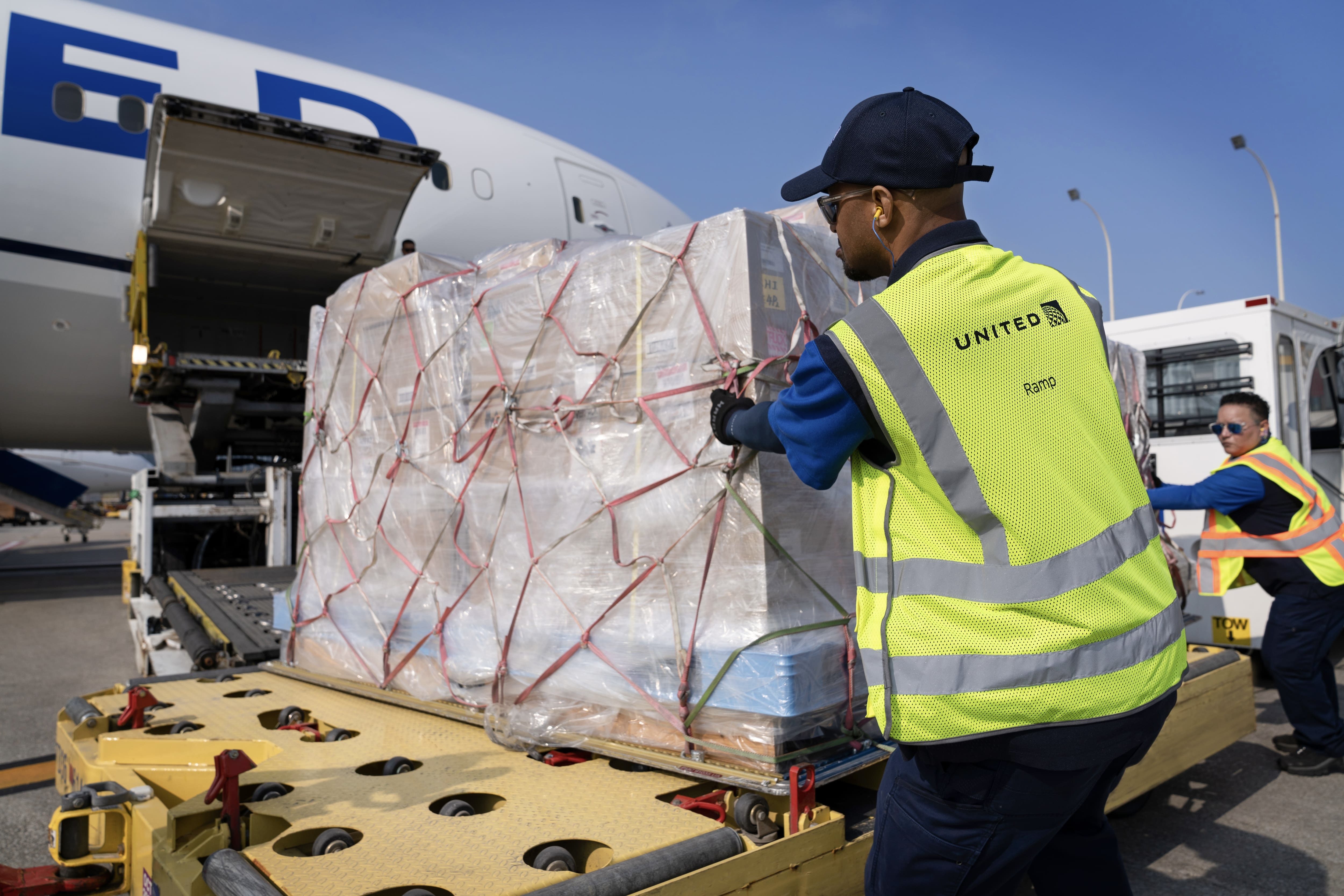United Airlines Accused of Flying Military Cargo with Passengers, Putting Them at Deadly Risk