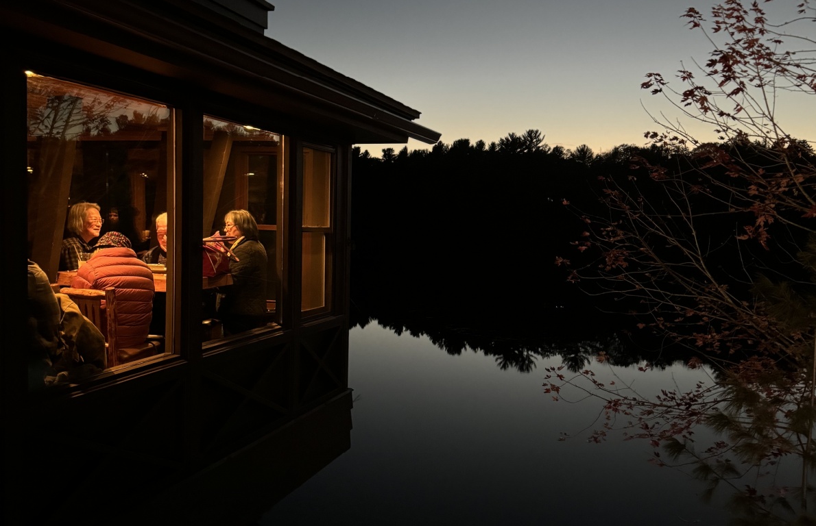 Ishnala supper club in Lake Delton, Wisconsin