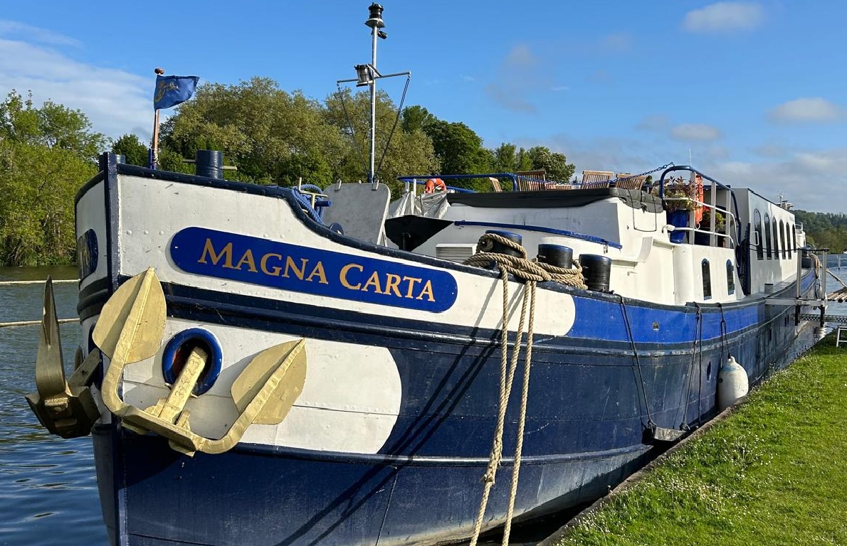 What to Expect on a River Thames Barge Cruise in England’s Countryside: Our Review