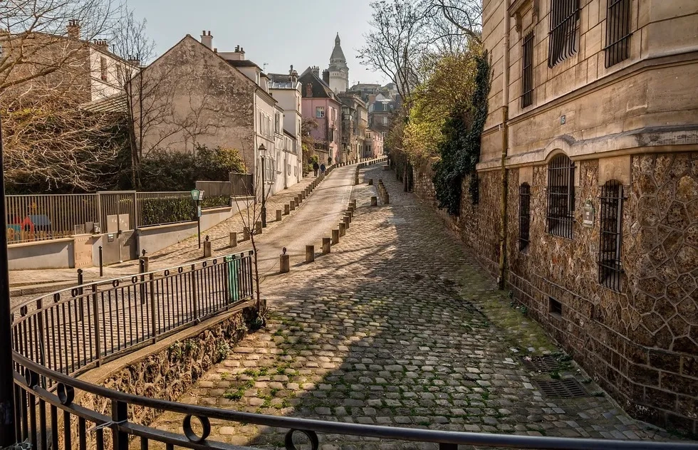 cobbled lane, Montmartre, Paris
