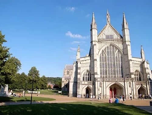 8 Best Ancient Historic Sites Near London
