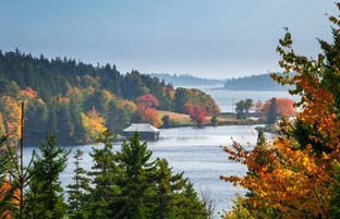 The Best Places to See Fall Foliage in Maine