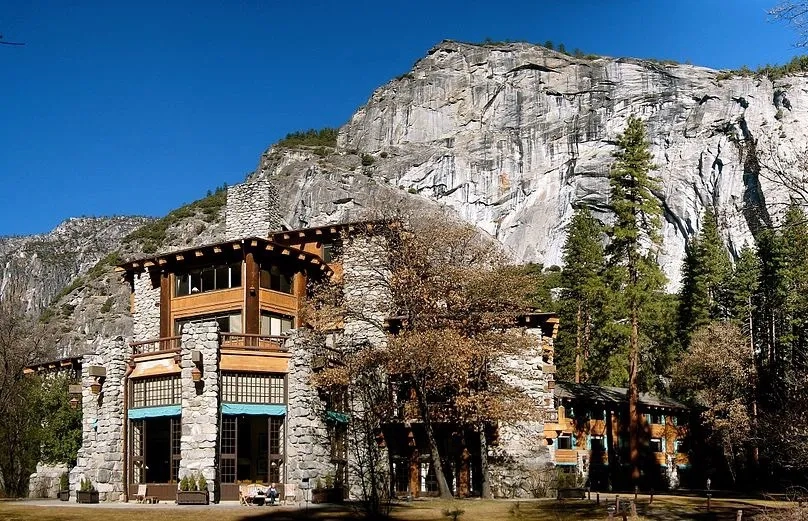 Ahwahnee Hotel in front of mountain, spring or summer