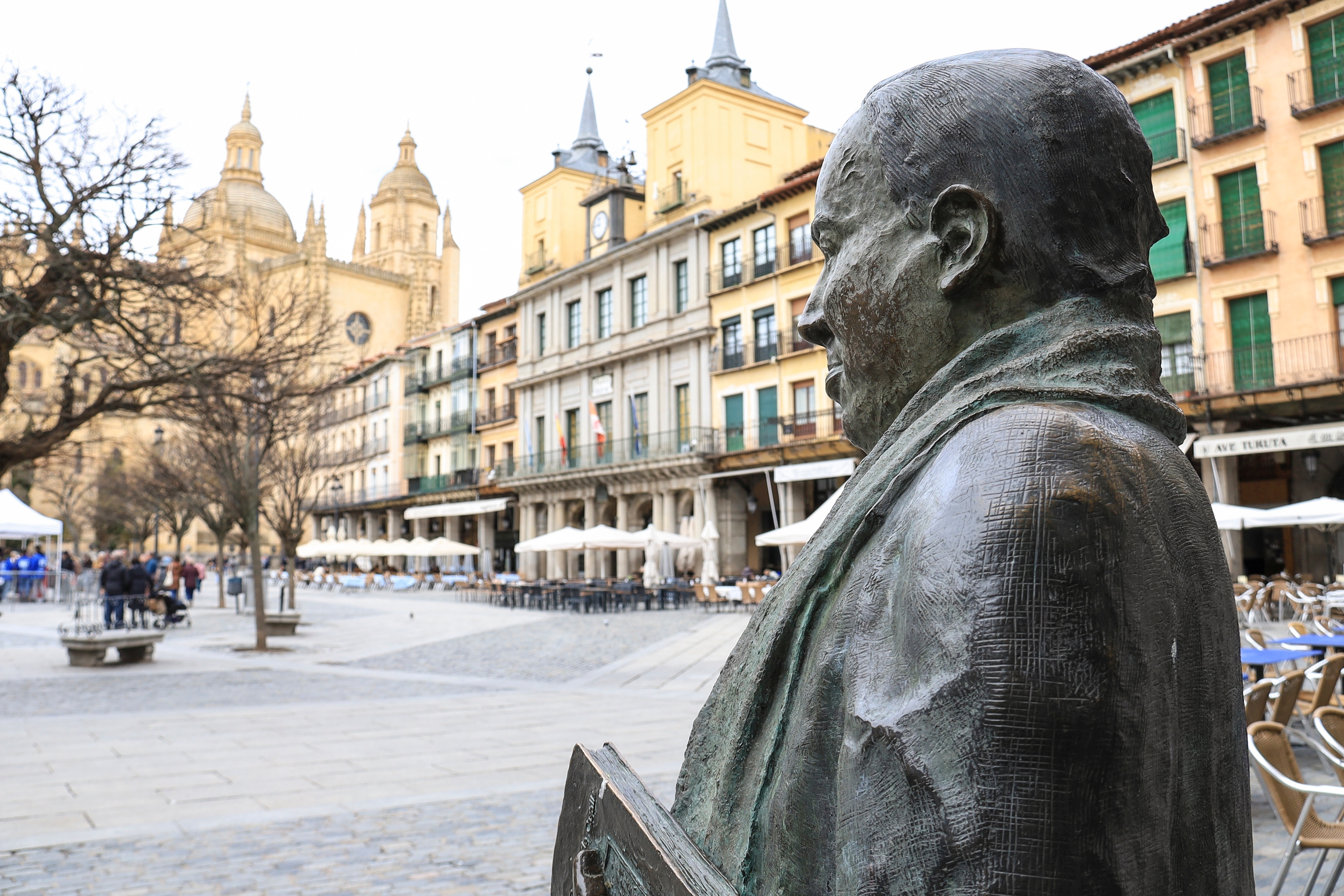 Antonio Machado statue, Segovia, Spain