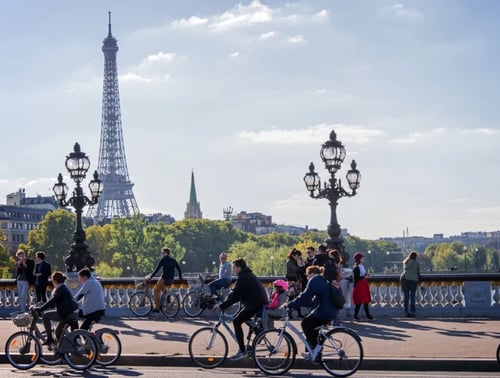 How Travelers Can Join the Bicycling Boom in Paris