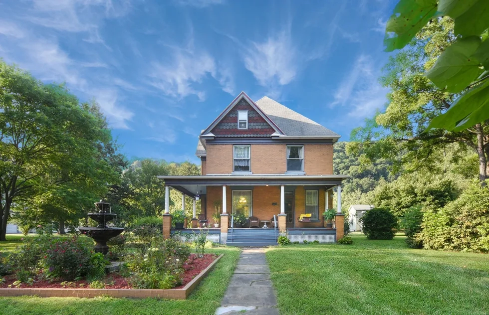Buffalo Bill's House in Perryopolis, Pennsylvania