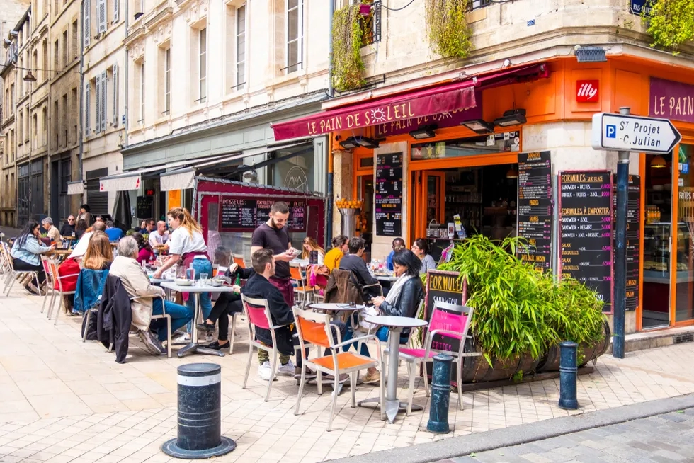 Dining, Bordeaux, France
