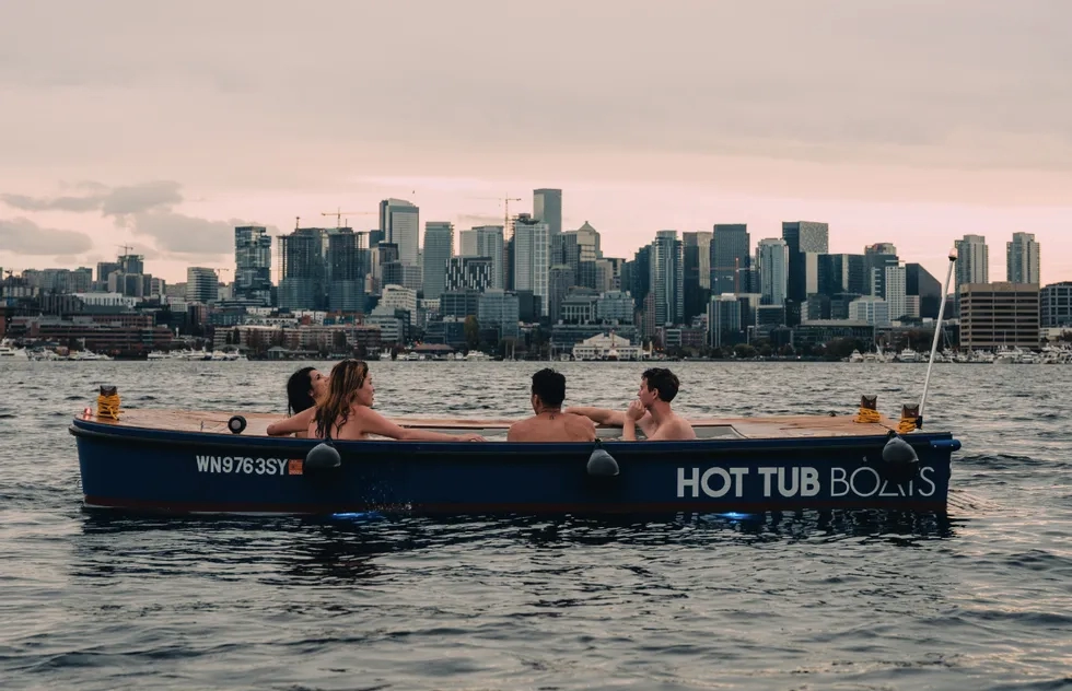 Hot Tub Boats in Seattle