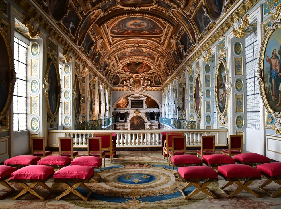 Fontainebleau Chapel, Palace, Castle, France