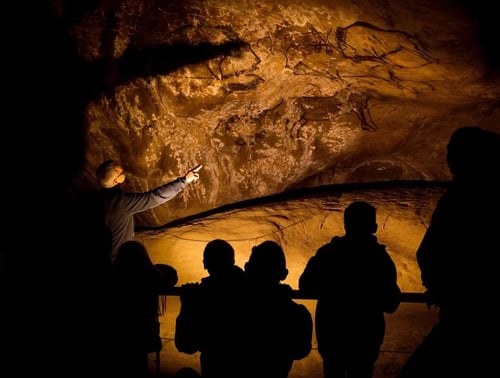 How to See the Drawings of France's Niaux Cave for Yourself
