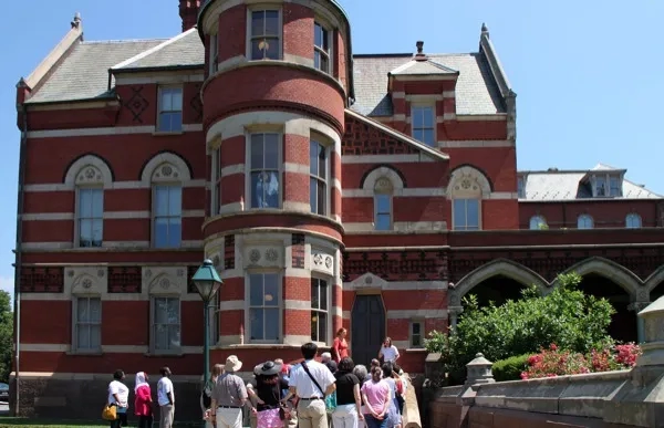 Gallaudet University, Washington, DC