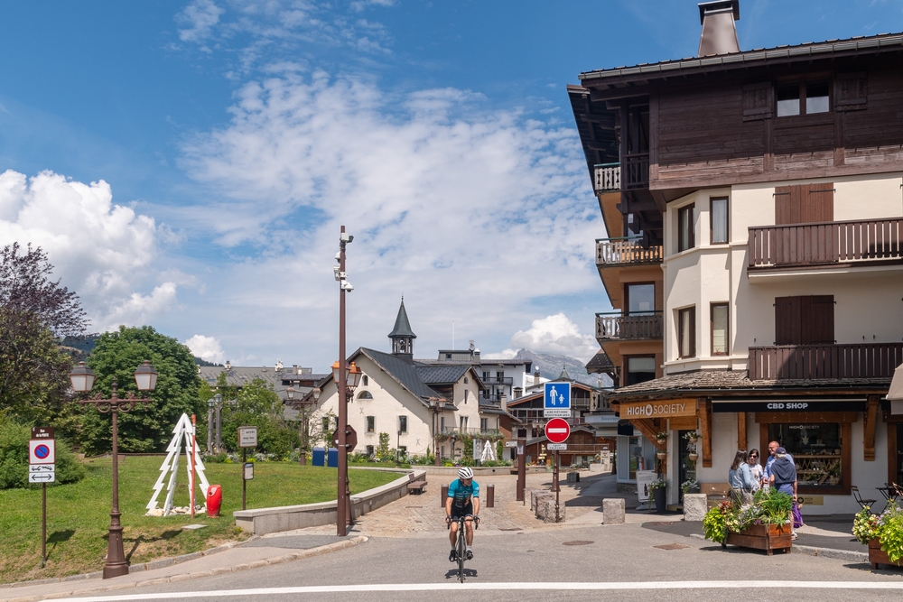 Mageve, cycling, France