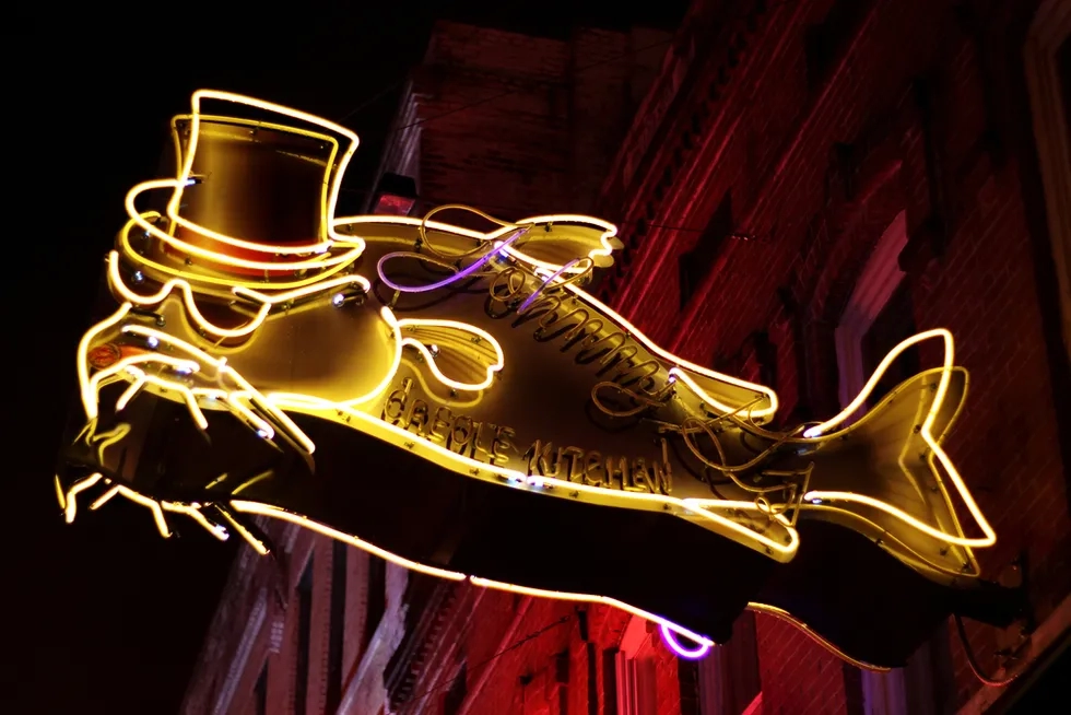 Memphis, Food, Restaurant, Neon Fish