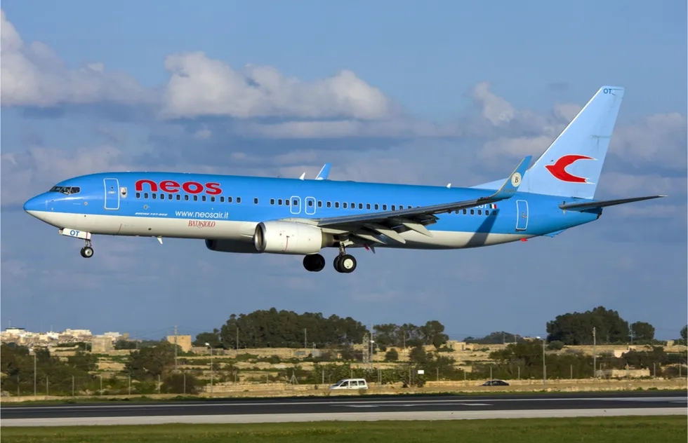 Neos Airlines, Malta, Italy