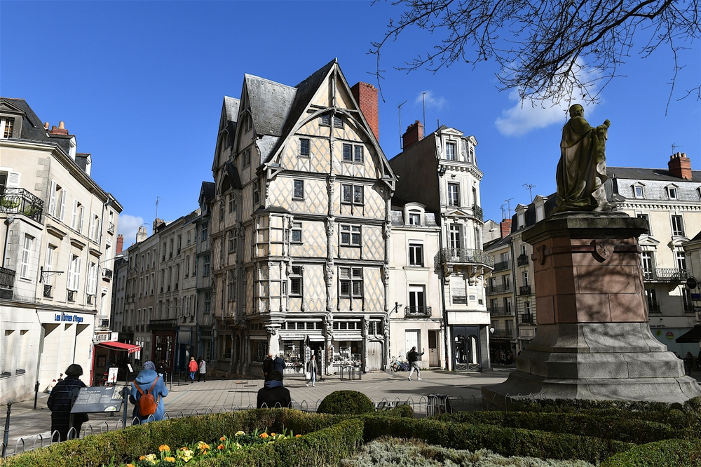 Place Sainte Croix, Angers, France