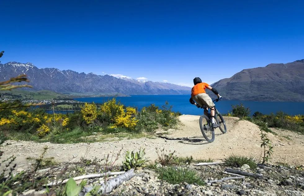 Queenstown, New Zealand, Cycling, Bicycling, Down Under