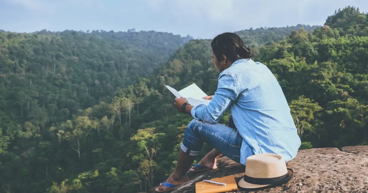 It's National Book Lovers Day! This Site Generates Reading…