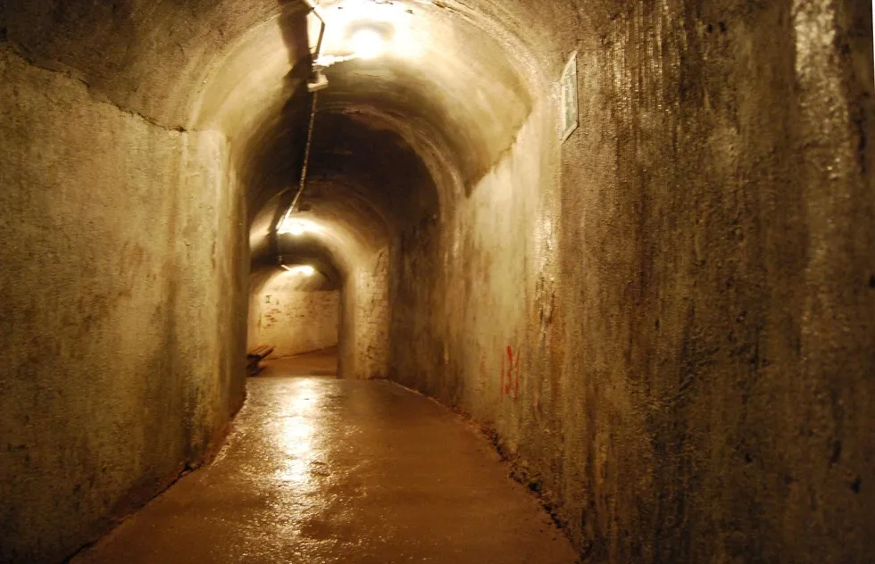 Refugi 307 bomb shelter, Barcelona