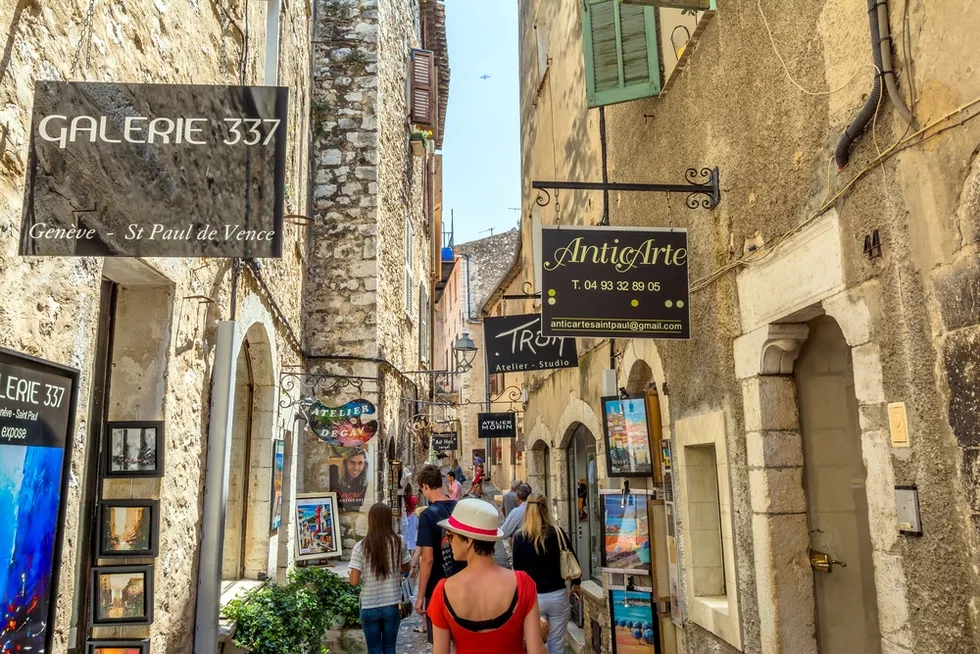 Shopping, St Paul de Vence, France