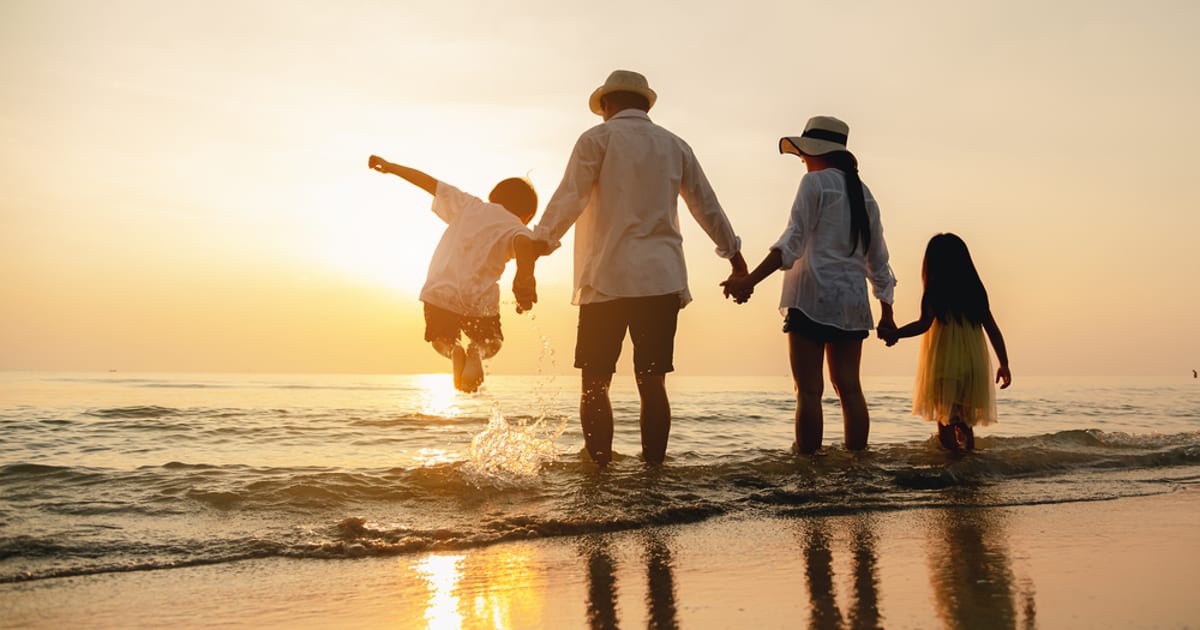11 Ways to Save on Summer Vacations 11 Ways to Save on Summer Vacations
